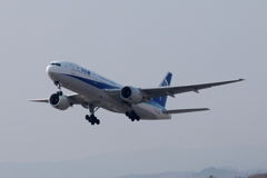 ANA take off (2) 250124-910