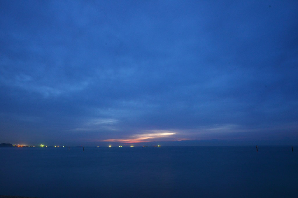 夜明け