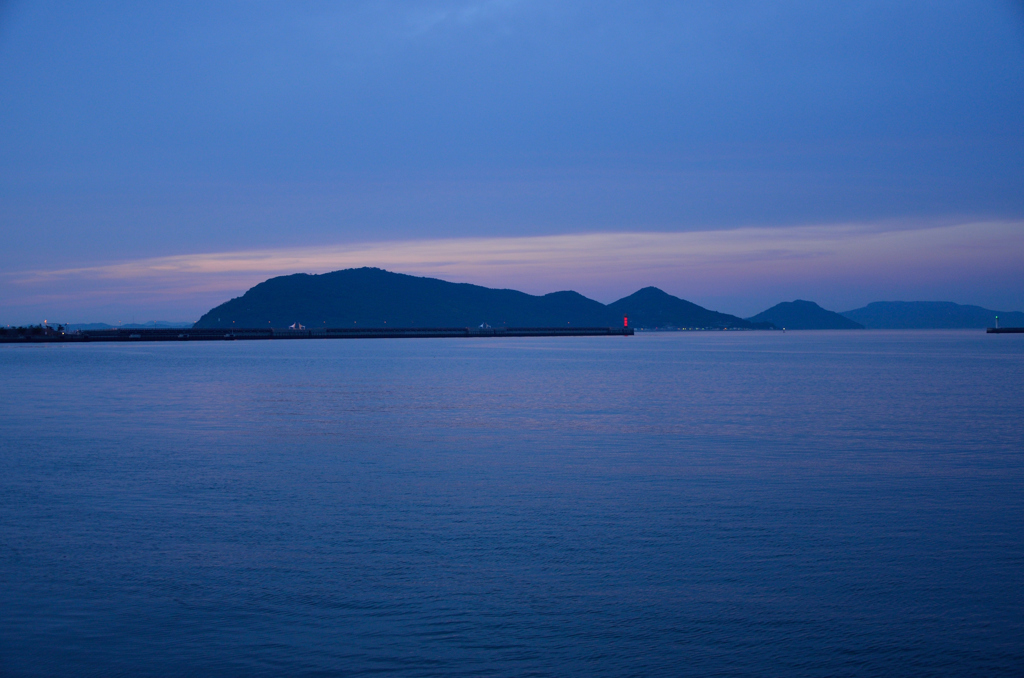瀬戸内海の夕刻