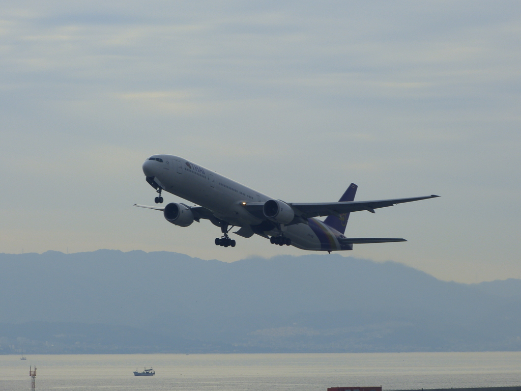 関西国際空港（KIX）テイクオフ06