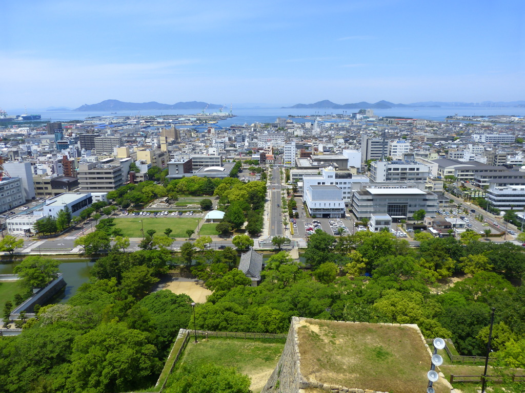 丸亀城天守閣からの眺望