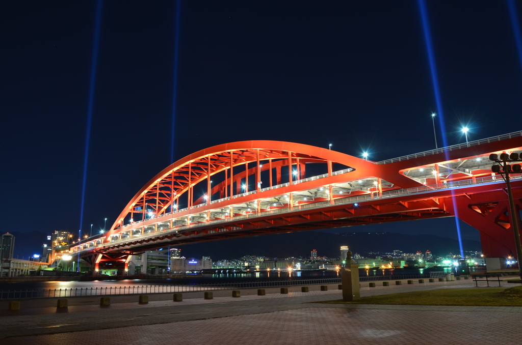 ライトアップ神戸大橋