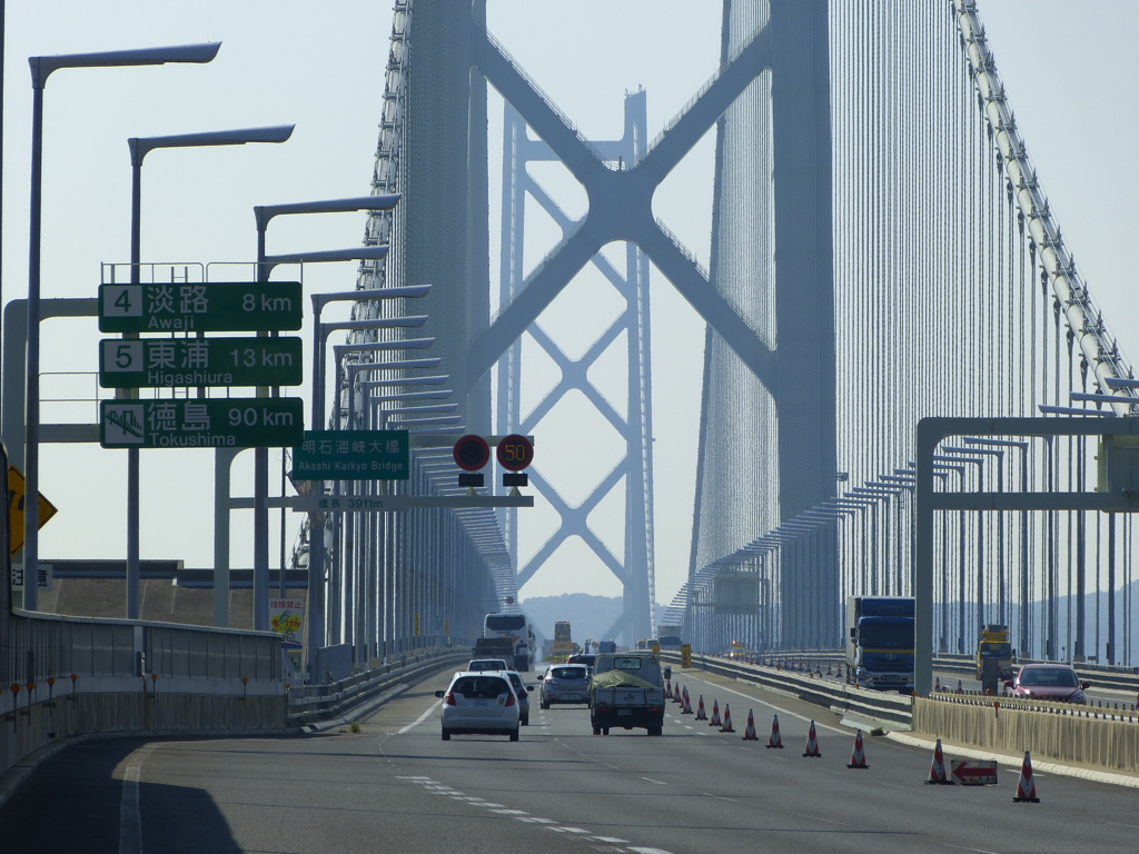 道路レベルの明石海峡大橋_02