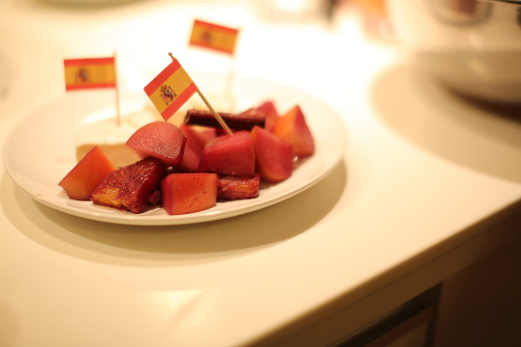 手作り国旗がかわいい