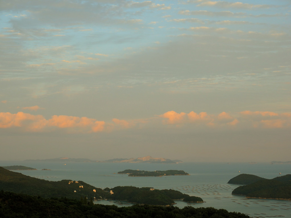 行き逢い（ゆきあい）の空・・