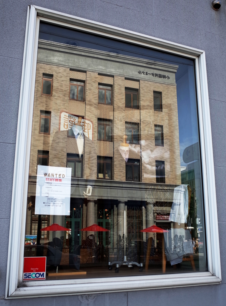 ショーウィンドウ２