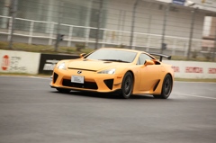LFA ニュルブルクリンクパッケージ