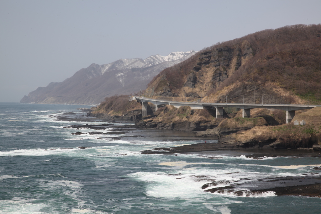 日本海を眺める道