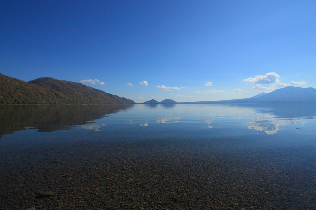 LAKE　SHIKOTSU　-透明-