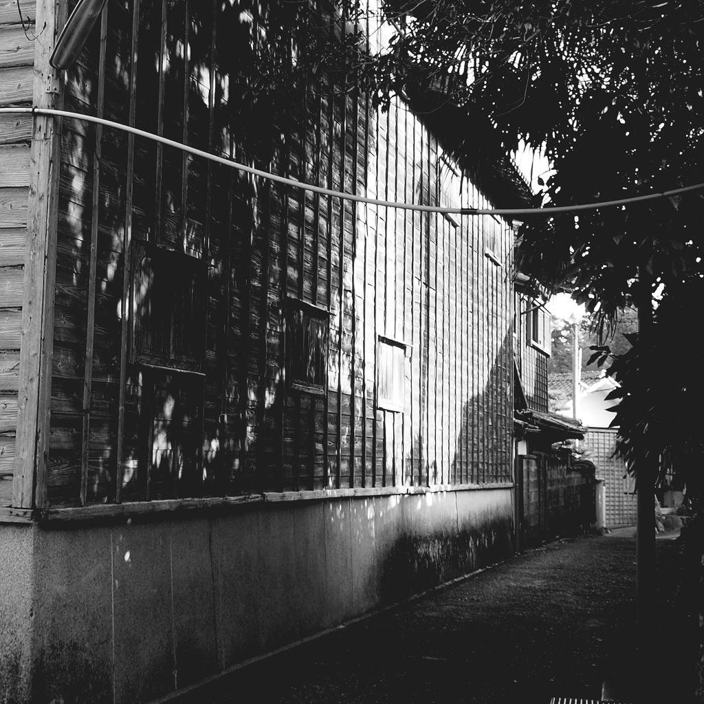 裏路地