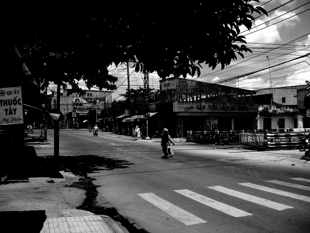 monochrome