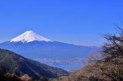 御坂峠より