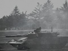 陸上自衛隊..
