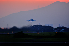 F4  h
