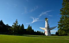 万博記念公園　太陽の広場より