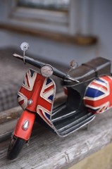 イギリスのバイクかな？