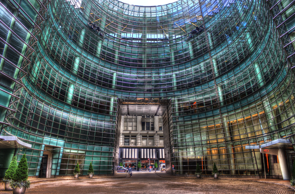 ブルームバーグ（HDR)