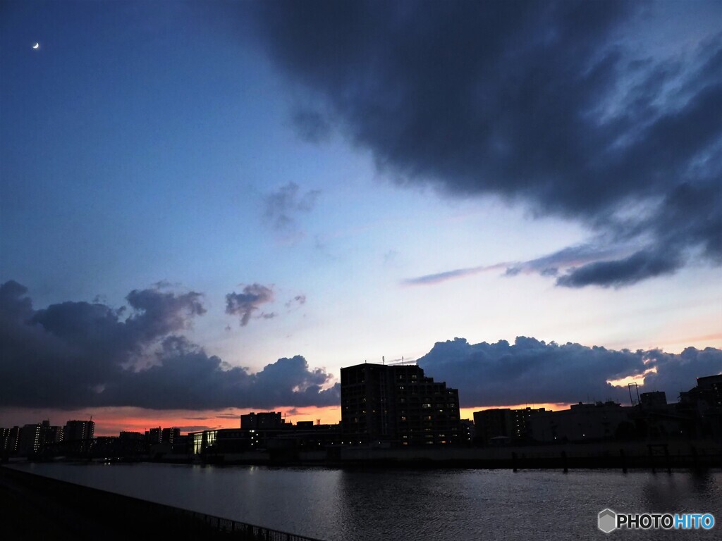 昨夕の隅田川夕焼け