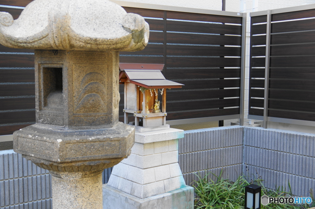 お狐様