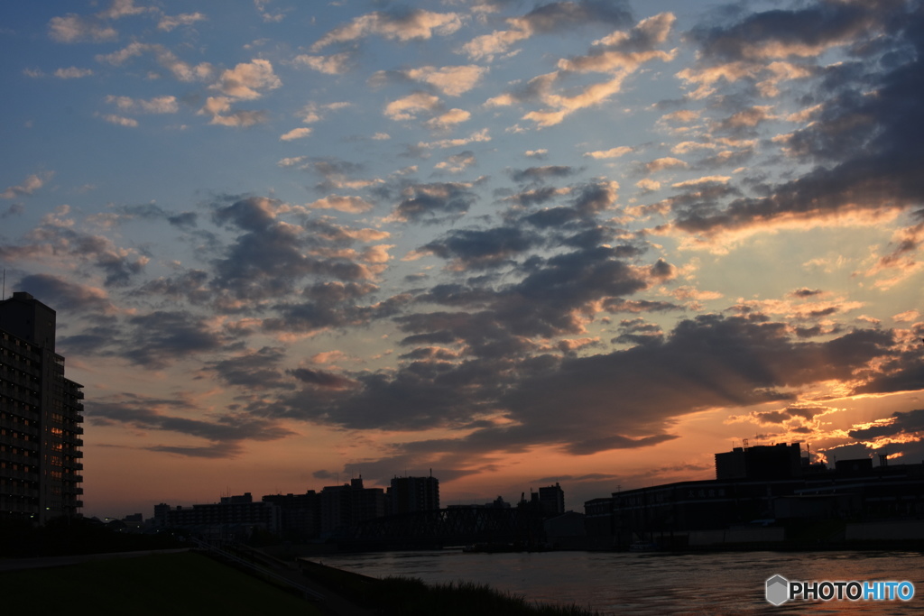 今夕の隅田川ーⅢ