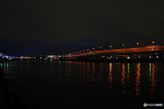 夜の隅田川