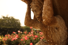 STATUE