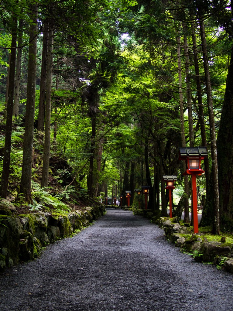 奥宮へ