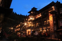 銀山温泉