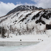 弥蛇ヶ池と白根山山頂