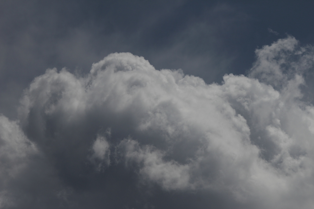 湧きあがる雲