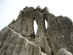 メガネ岩