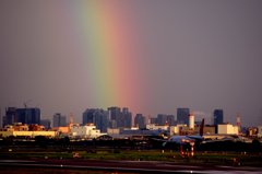 伊丹空港の虹