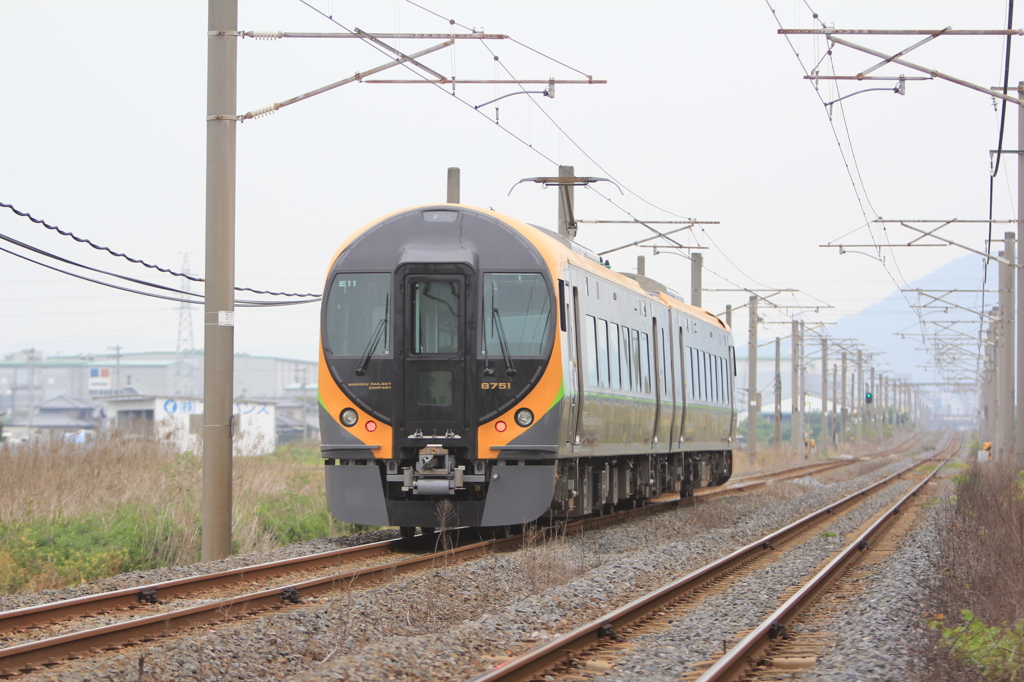 お尻　8751機