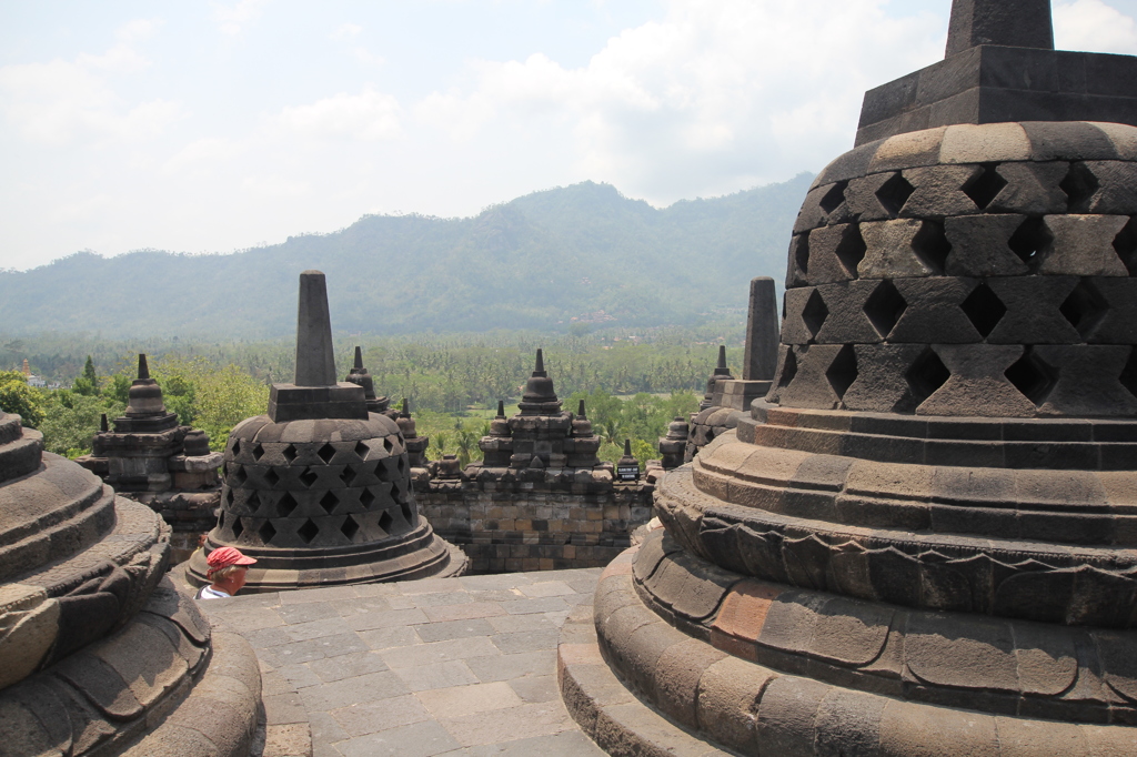 2012年11月16日　インドネシア　ボロブドゥル寺院遺跡群旅行