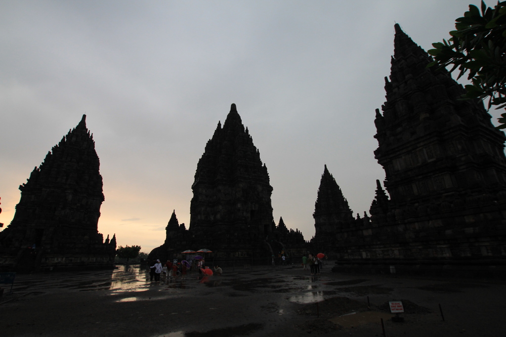 2012年11月16日　インドネシア　プランバナン寺院遺跡群旅行