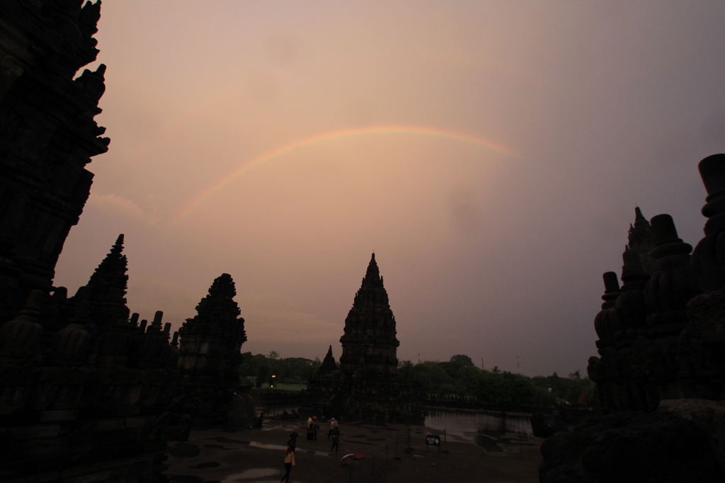 2012年11月16日　インドネシア　プランバナン寺院遺跡群旅行
