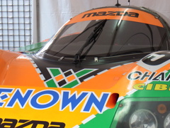 ７８７B