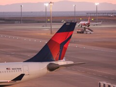 夕映えのDELTAとエアアジア