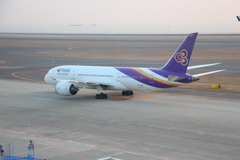 B787