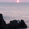 岩礁と夕日