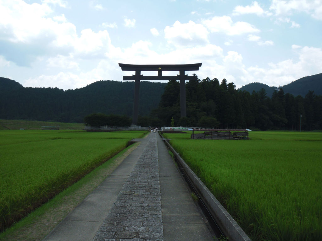 和歌山県　熊野本宮大社　大鳥居