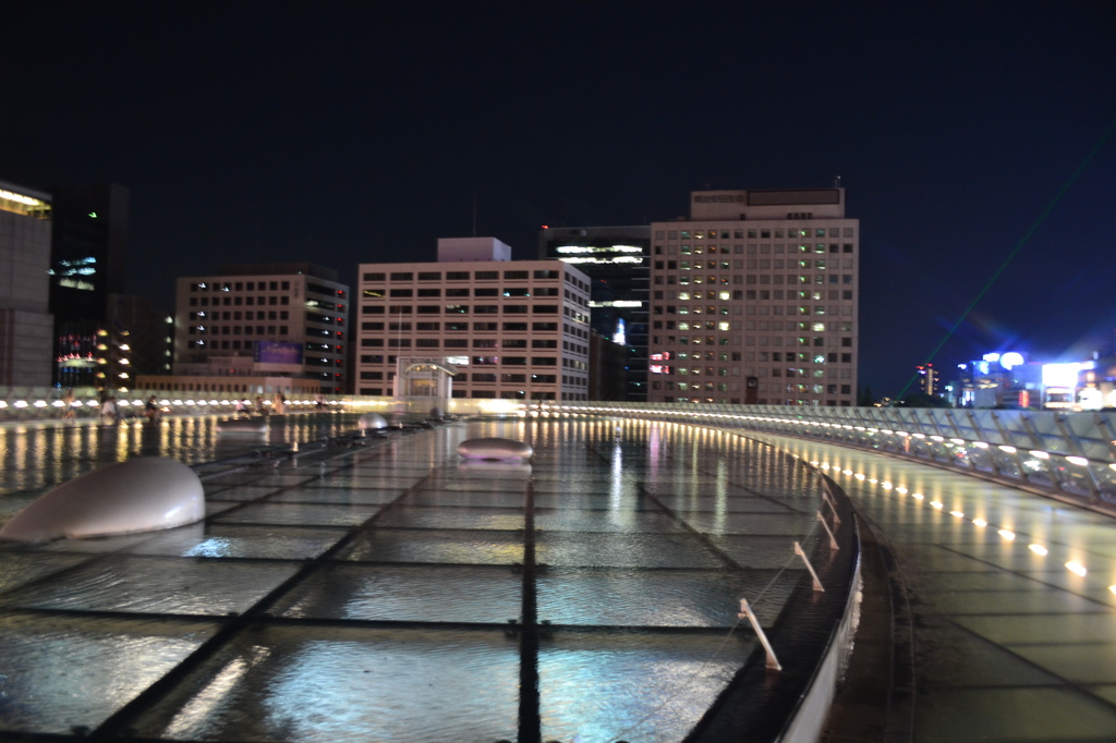 愛知県　オアシス21