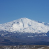 春を迎える鳥海山②