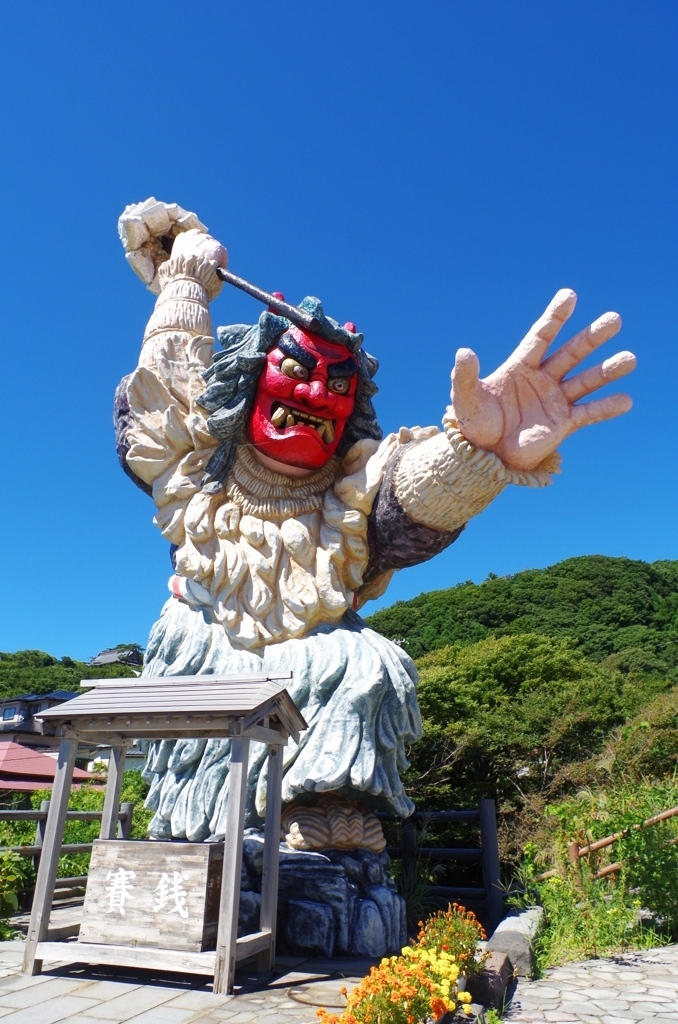 門前のなまはげ
