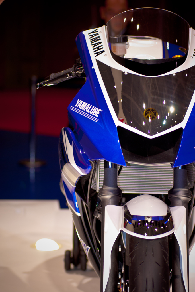 YAMAHA R25