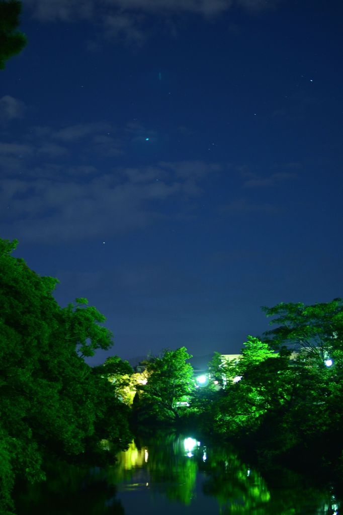 堀川の星