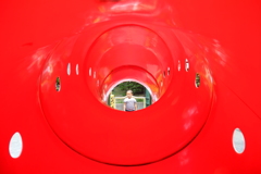 赤いトンネル