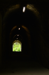 トンネル