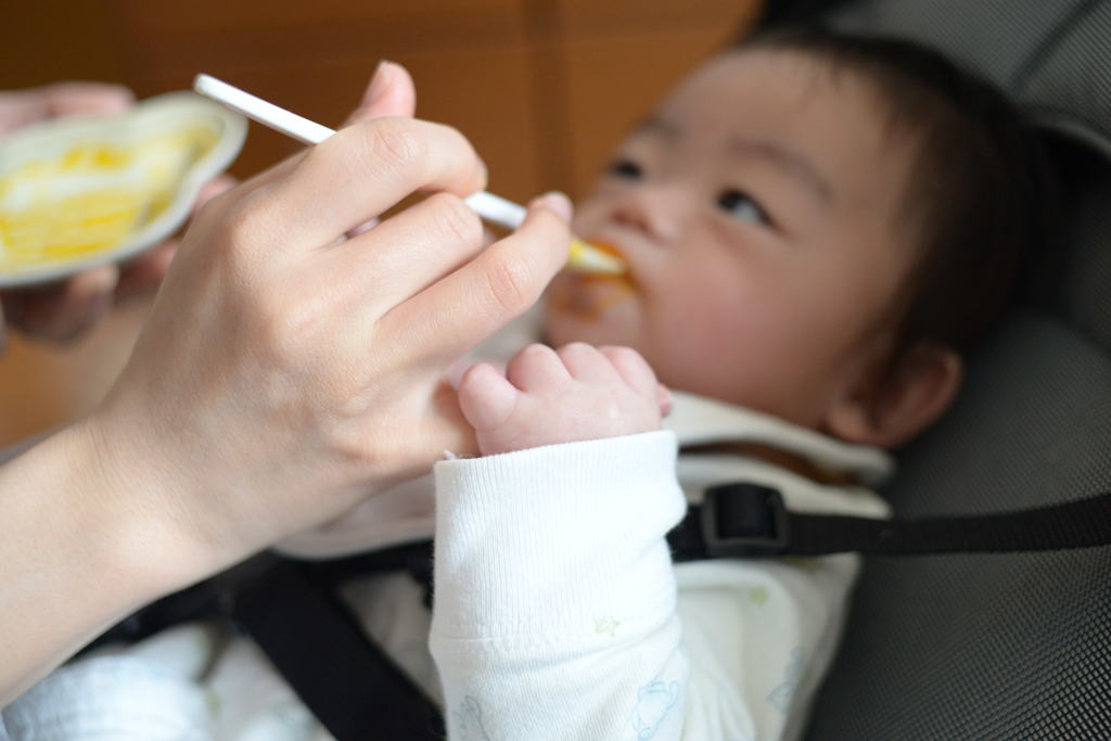 離乳食、はじめました。