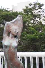 白昼生着替え